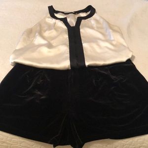 Dress shorts black velvet swap withj jv